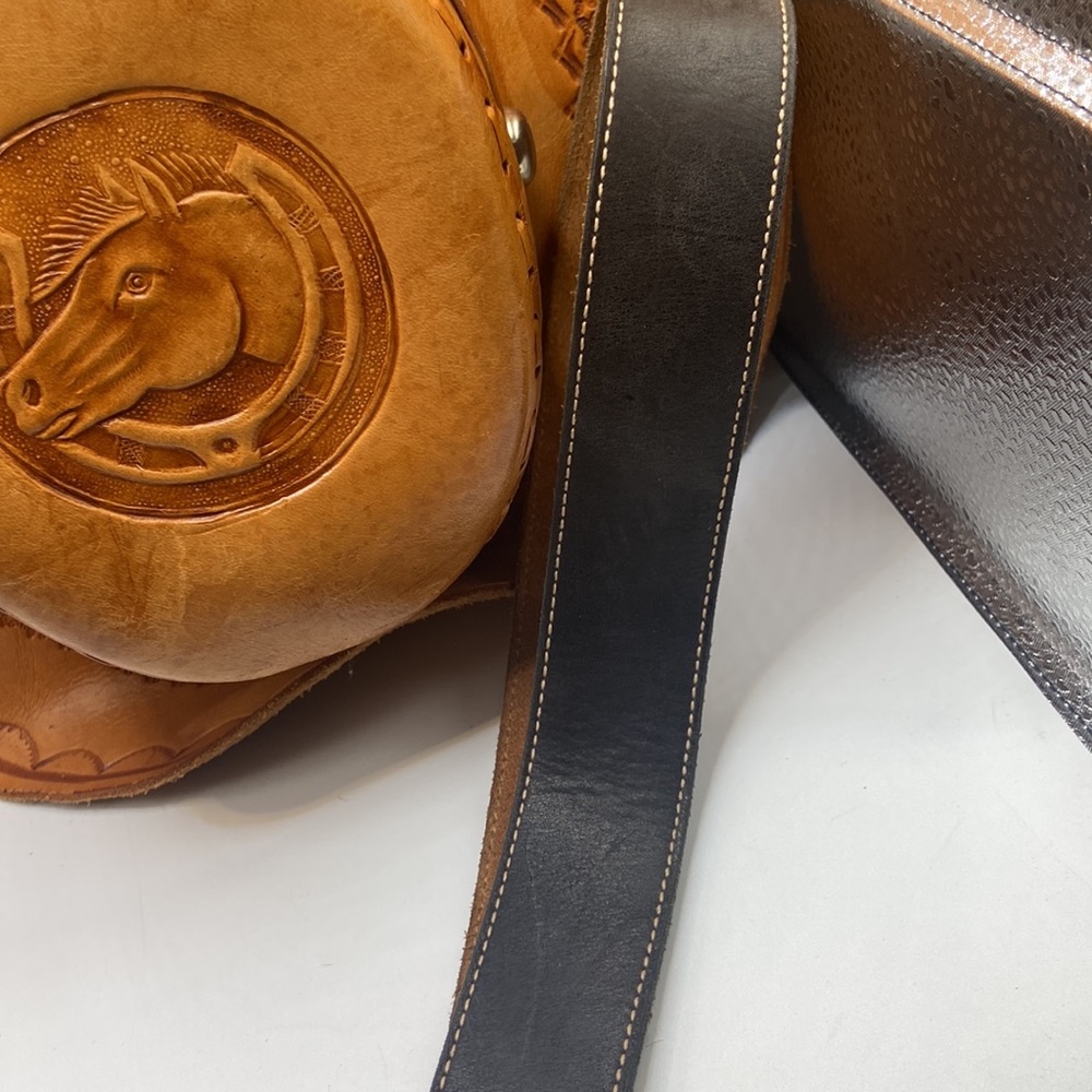 Vintage Leather Ritz Belt - Picture 10 of 12